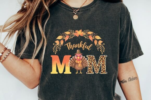 Thankful Turkey Mom Autumn Graphic Png: Crafting Warmth